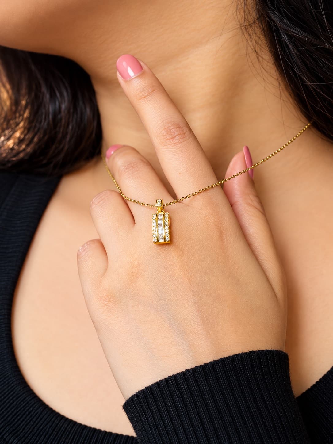 Geometric Bar Pendant Necklace